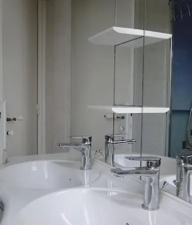 Casa vacanze De Familial, Et Commerces à Pied