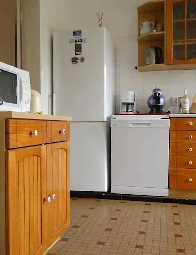 De Familial, Et Commerces A Pied