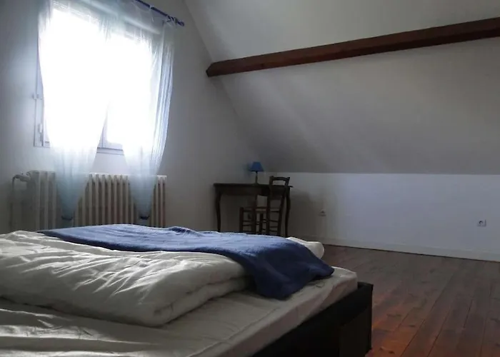 De Familial, Et Commerces A Pied Feriehus *